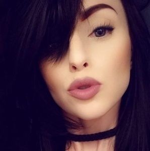 Meet your Posher, Brandy